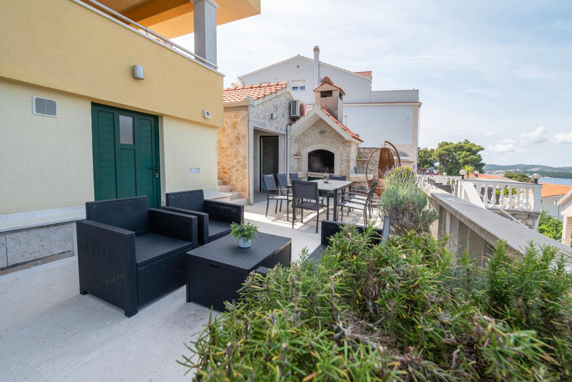 Lavanda Residence With Heated Pool Trogir Split Donji Okrug  Exteriér fotografie